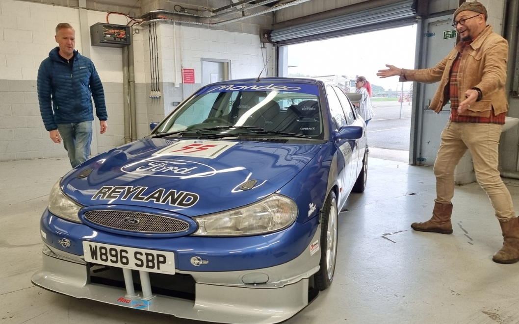 Ford Mondeo Restoration by Car SOS